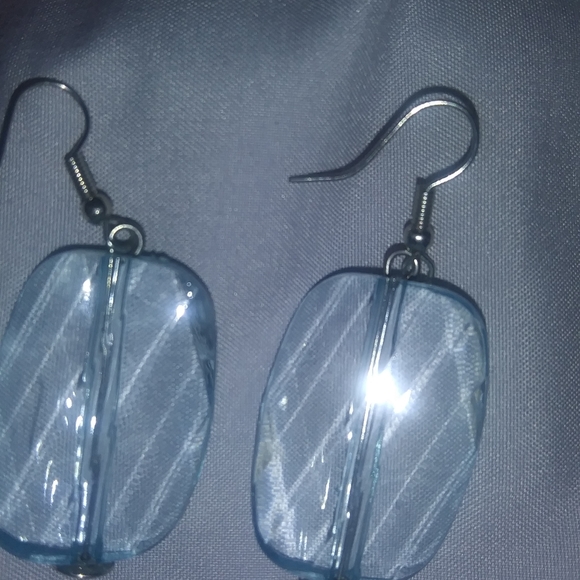 Earrings - Picture 9 of 16